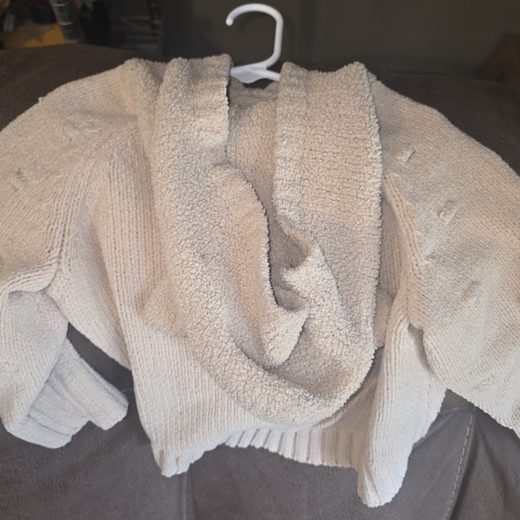 Girls Cat & Jack Cream Kids Sweater 4T - Picture 2 of 3